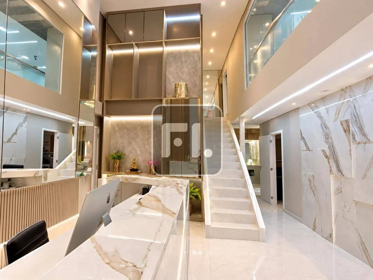 Conjunto comercial com 114 m² disponível para venda na região da Barra Funda. - Foto 2