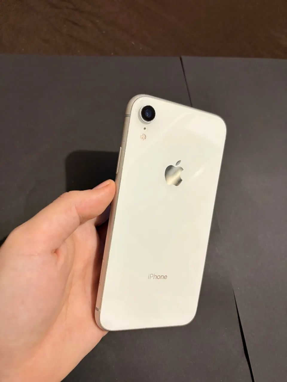 iPhone XR 64GB - Muito bem conservado - Foto 2