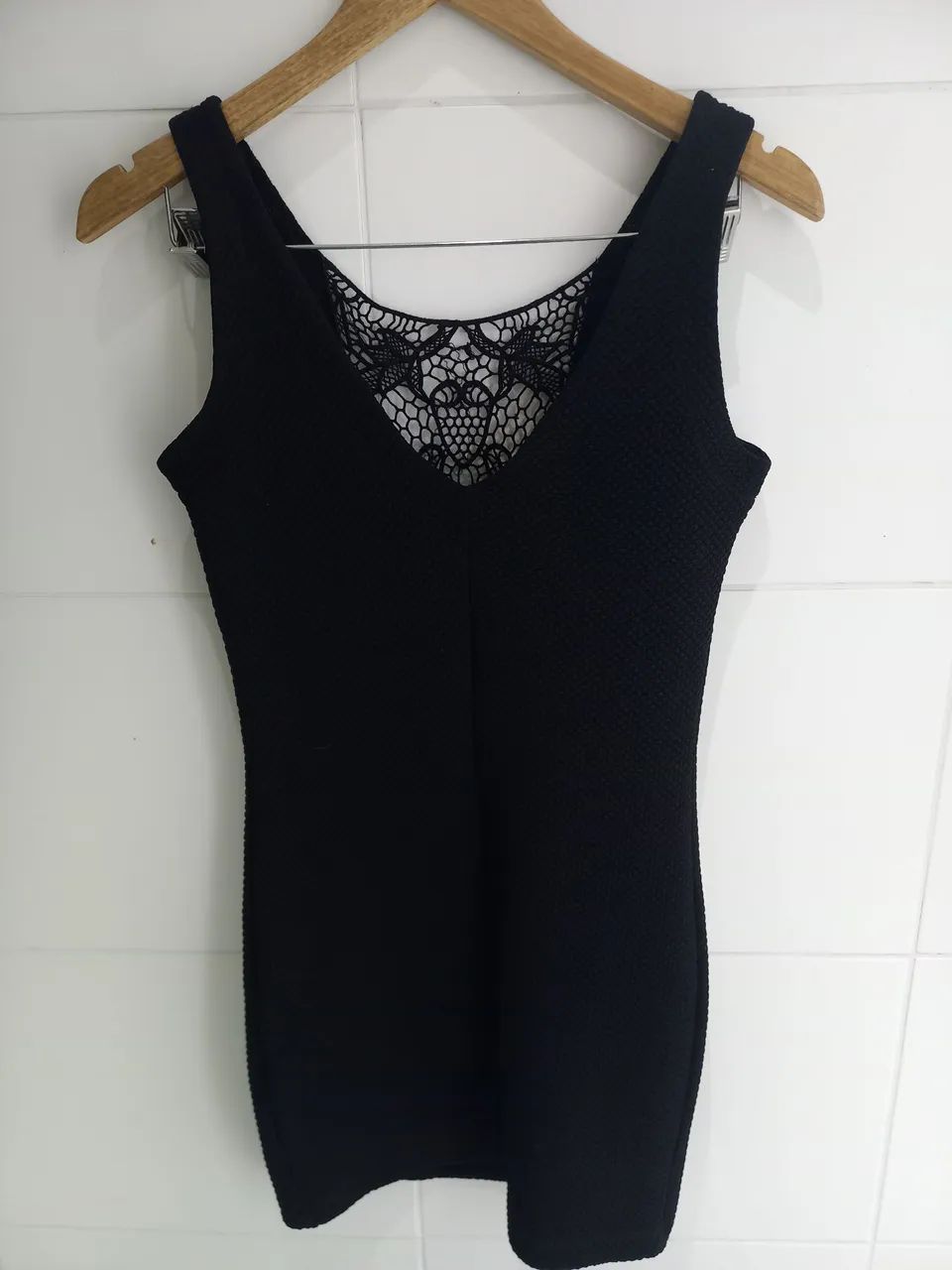 Vestido preto com renda - Foto 2