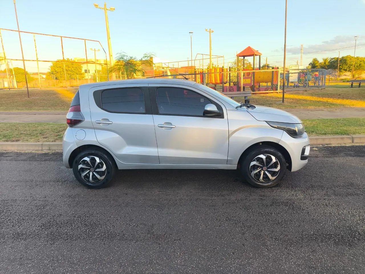 Fiat Mobi Like 1.0 Fire Flex 5P. 2017 - Foto 2