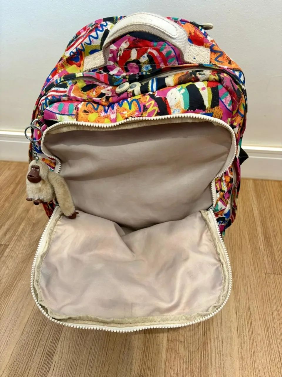 Mochila Kipling com Rodinhas - Foto 4