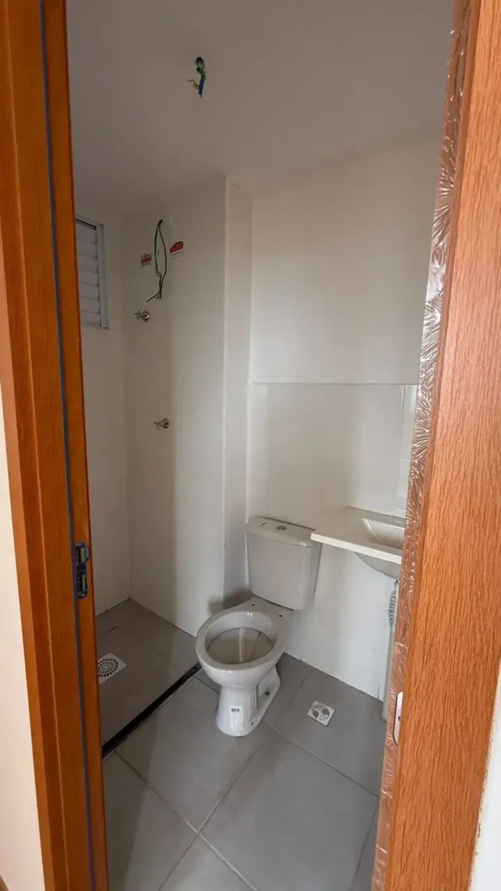ALUGO APARTAMENTO NO CONDOMÍNIO CHAPADA DOS BEM TE VIS - Foto 2