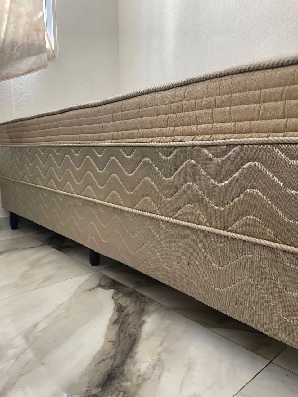 CAMA BOX DE SOLTEIRO - COR BEGE - Foto 4