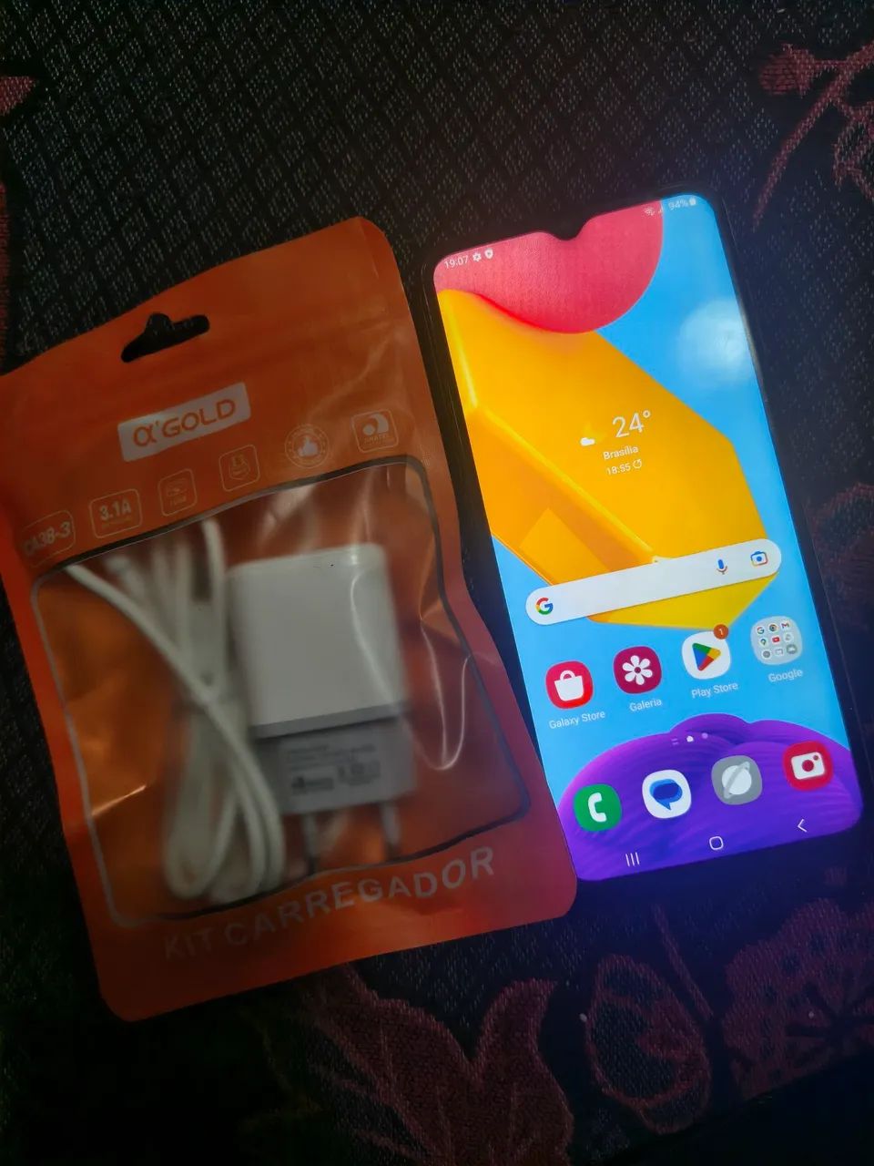 Celular Samsung M13  - Foto 2
