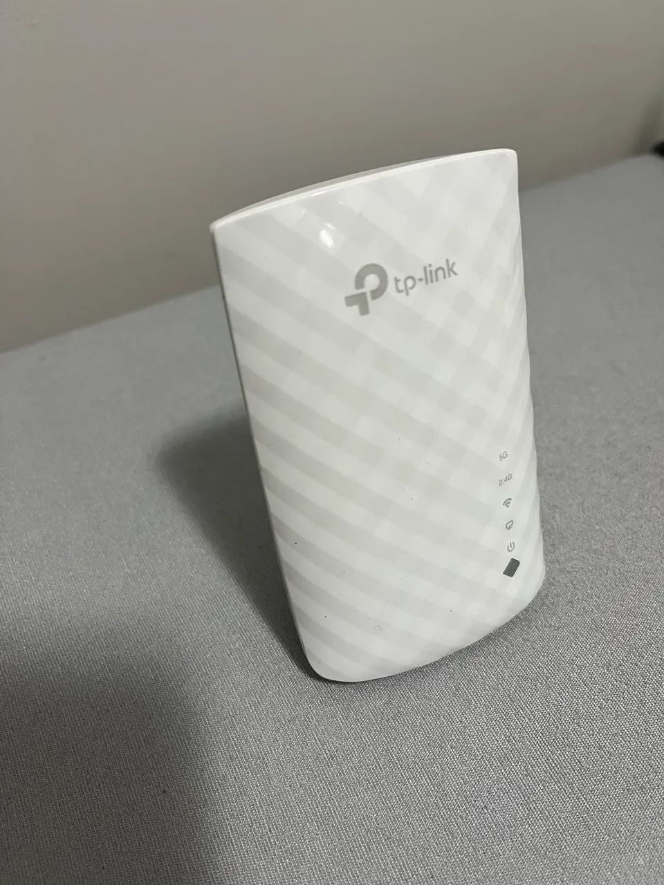 Repetidor de sinal wireless Tp-link RE 200 Usado - Foto 2