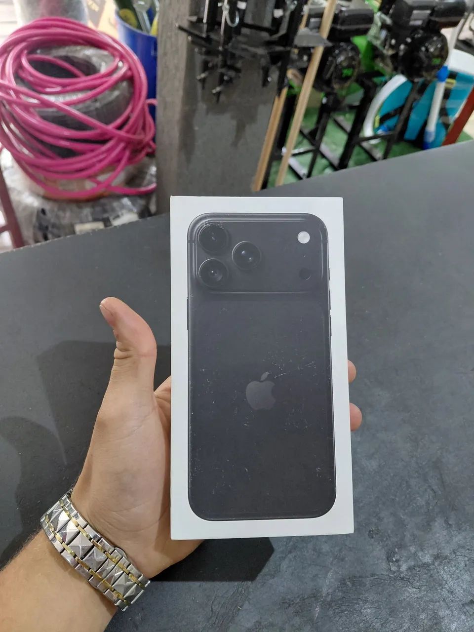 Iphone 18 Pro max preto  - Foto 4