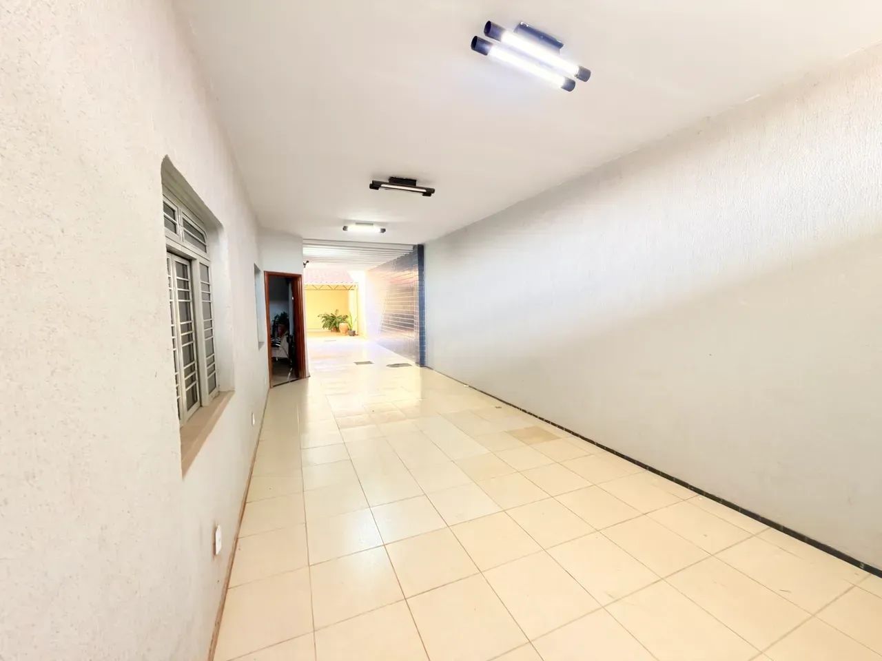 Sobrado triplex com 4 Suítes Setor Leste Vila Nova - Foto 4