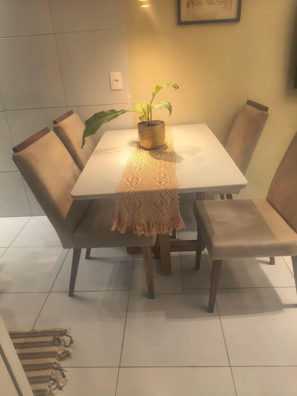 Mesa com 4 cadeiras  - Foto 4