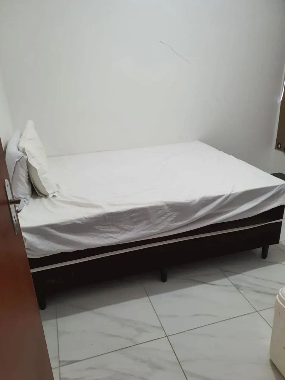 P/ VENDER RÁPIDO - CAMA DE CASAL