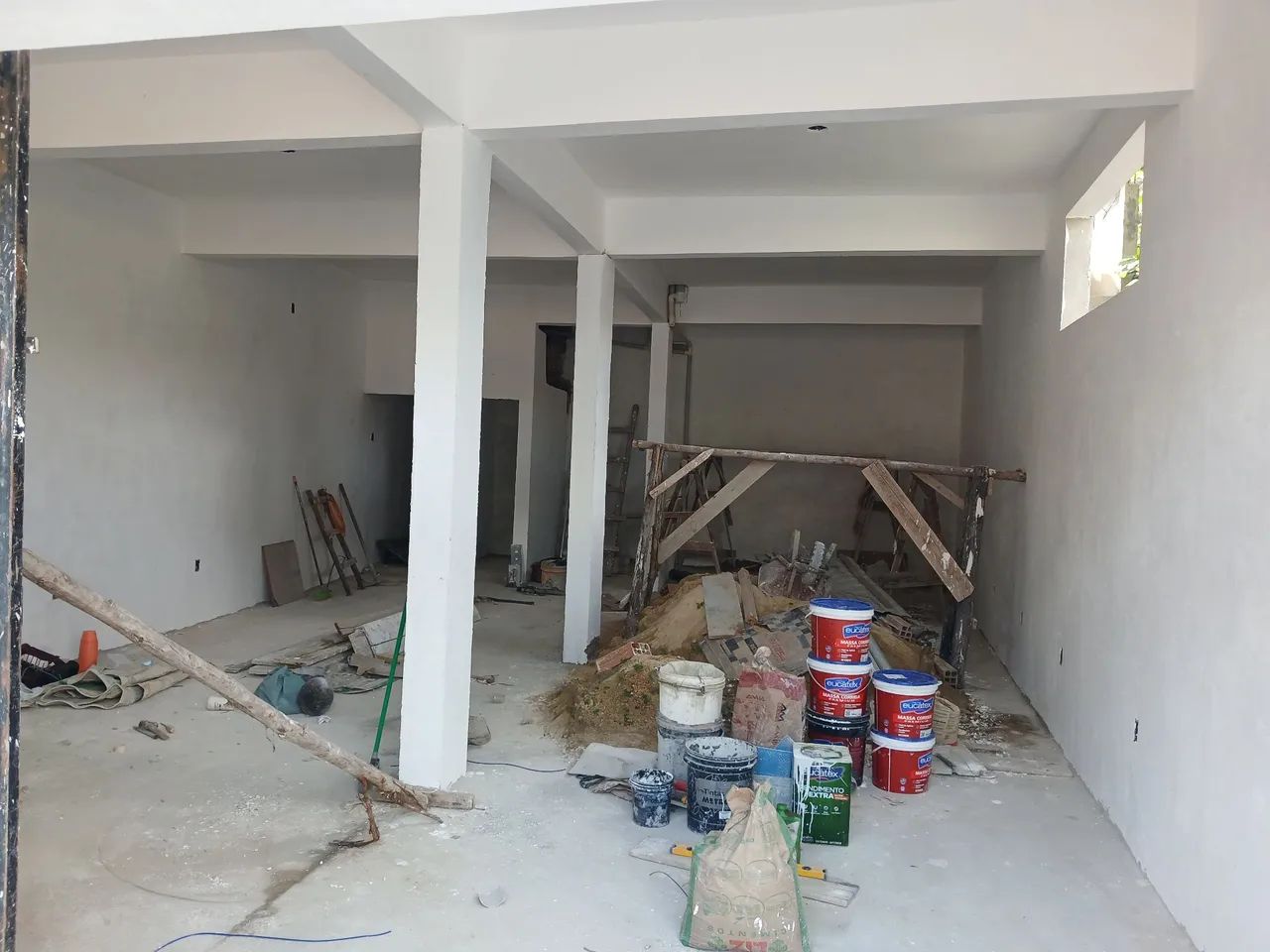 Alugo loja comercial no Niterói 