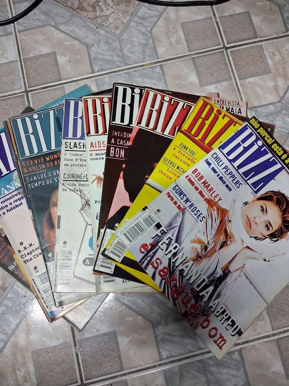 70 exemplares das revistas Bizz/Showbizz (70 - Foto 2