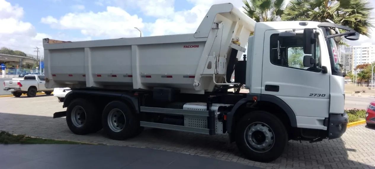 Mercedes-Benz Atego 2730 6x4 Diesel Automático 2022/23 - Foto 12