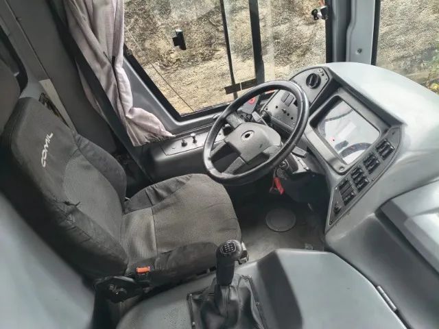 Ônibus Comil 48 Lugares  - Foto 5