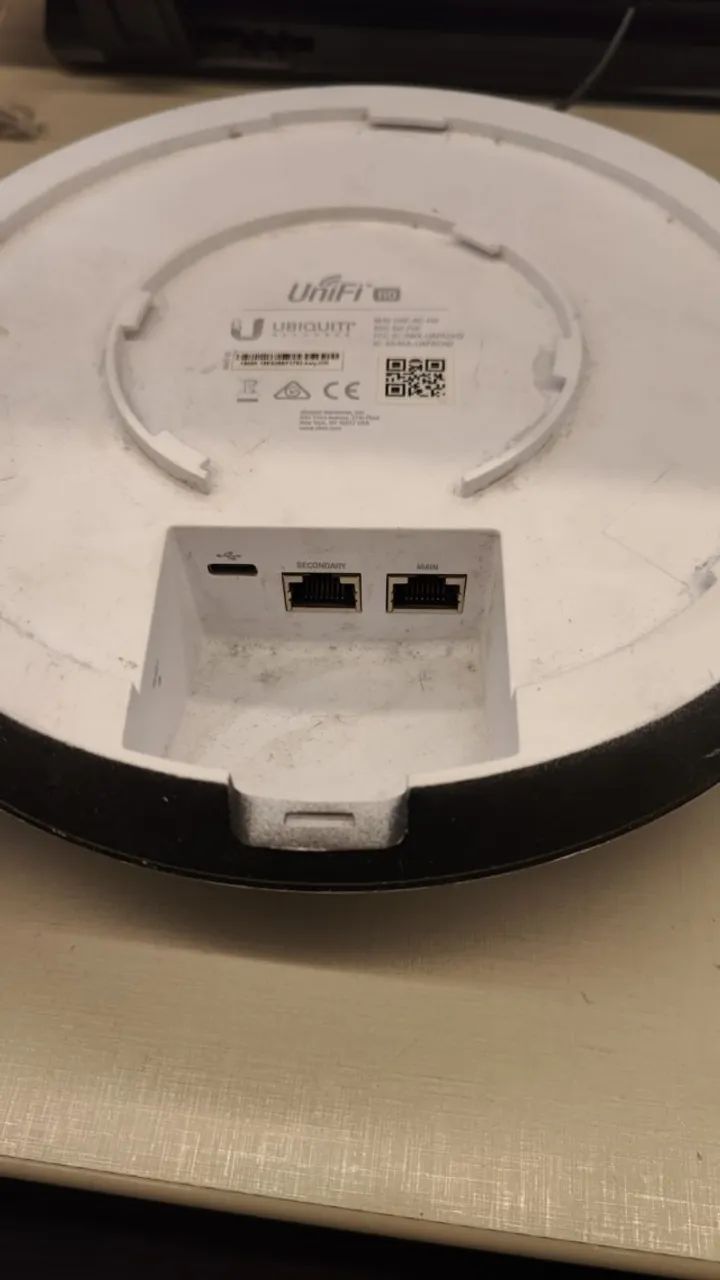 Access point Ubiquiti UniFi UAP?AC?HD (Usado)