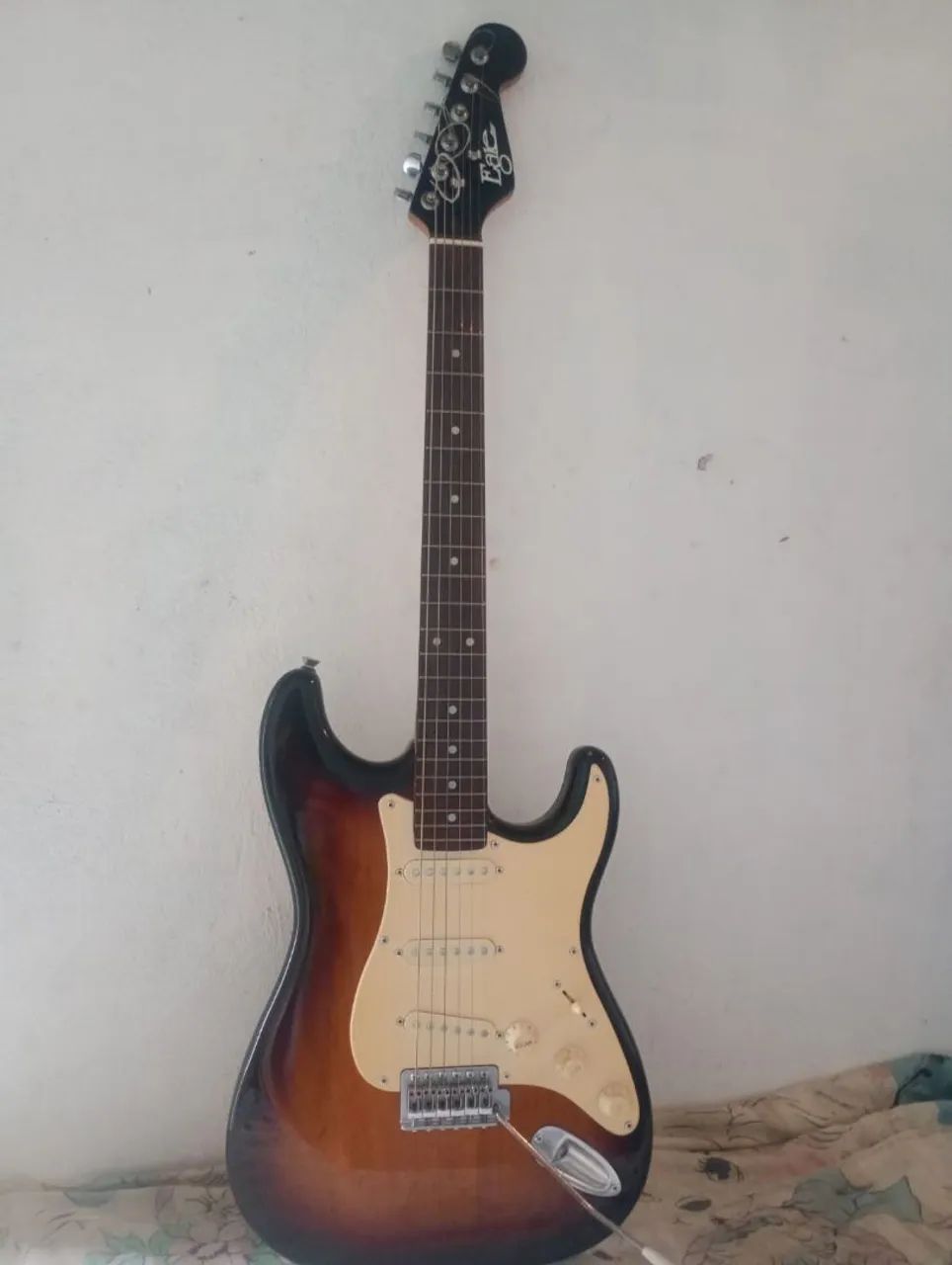 Guitarra eagla - Foto 5