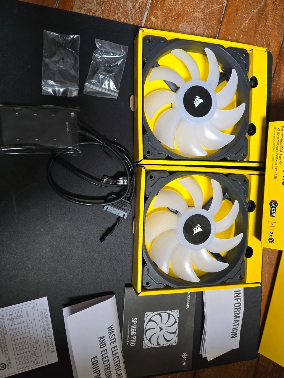 KIT 2X SP 140 + ICUE HUB  - Foto 3