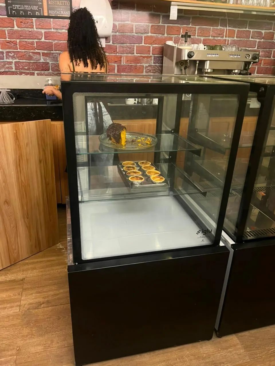Vitrine neutra IGLU