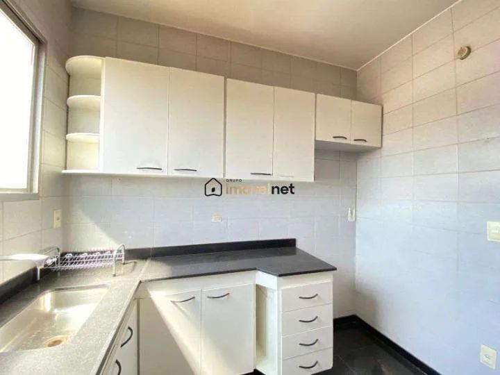 Apartamento Amplo com 3 Quartos, Suíte e 2 Vagas Cobertas - Foto 3