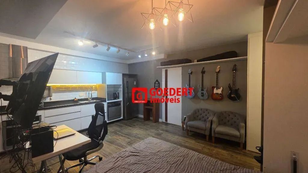 Apartamento Mobiliado tipo Studio Edifício First com 1 dormitório, 38 m² - aluguel por R$  - Foto 5