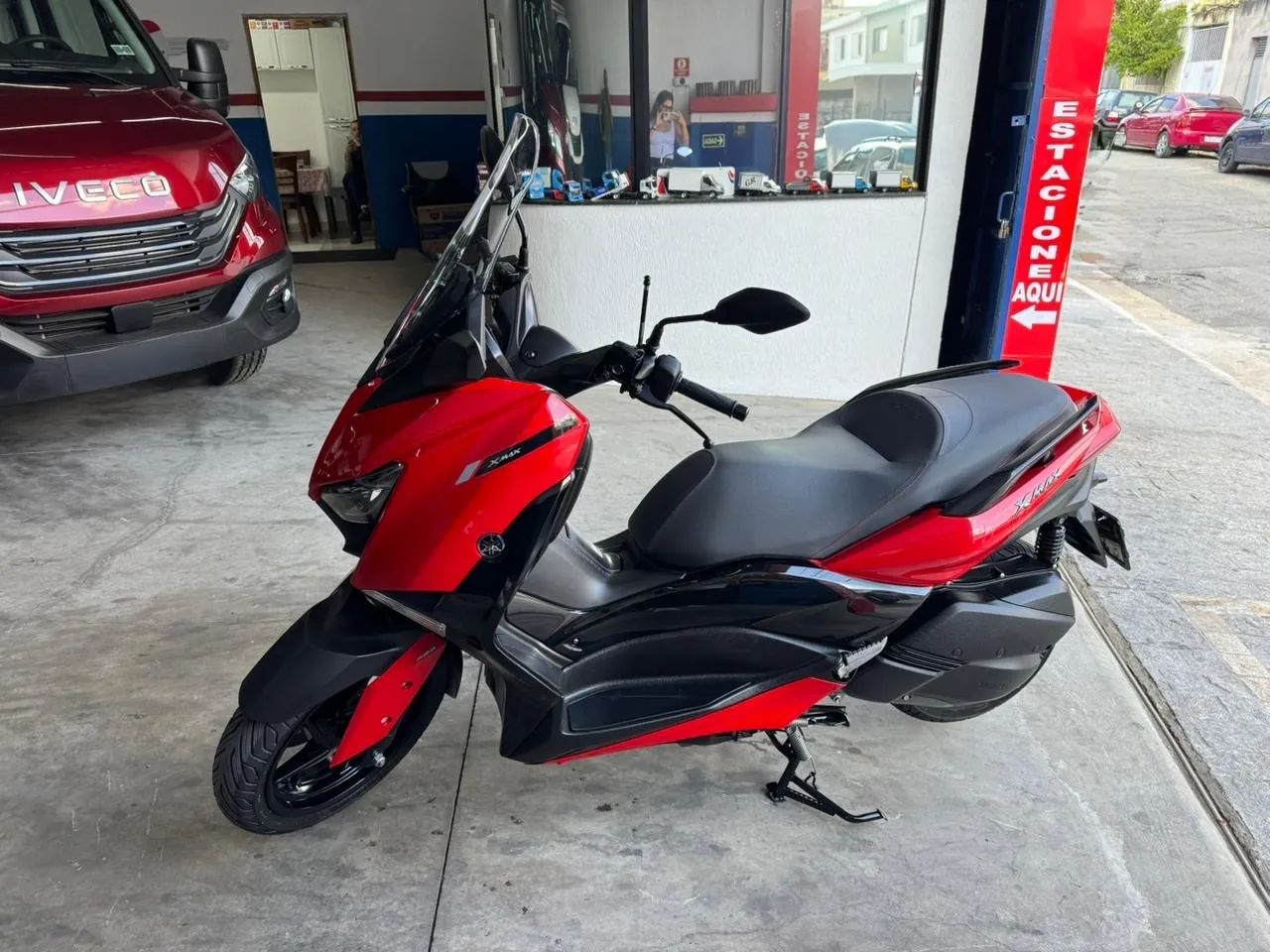 X max 250 2023  - Foto 4