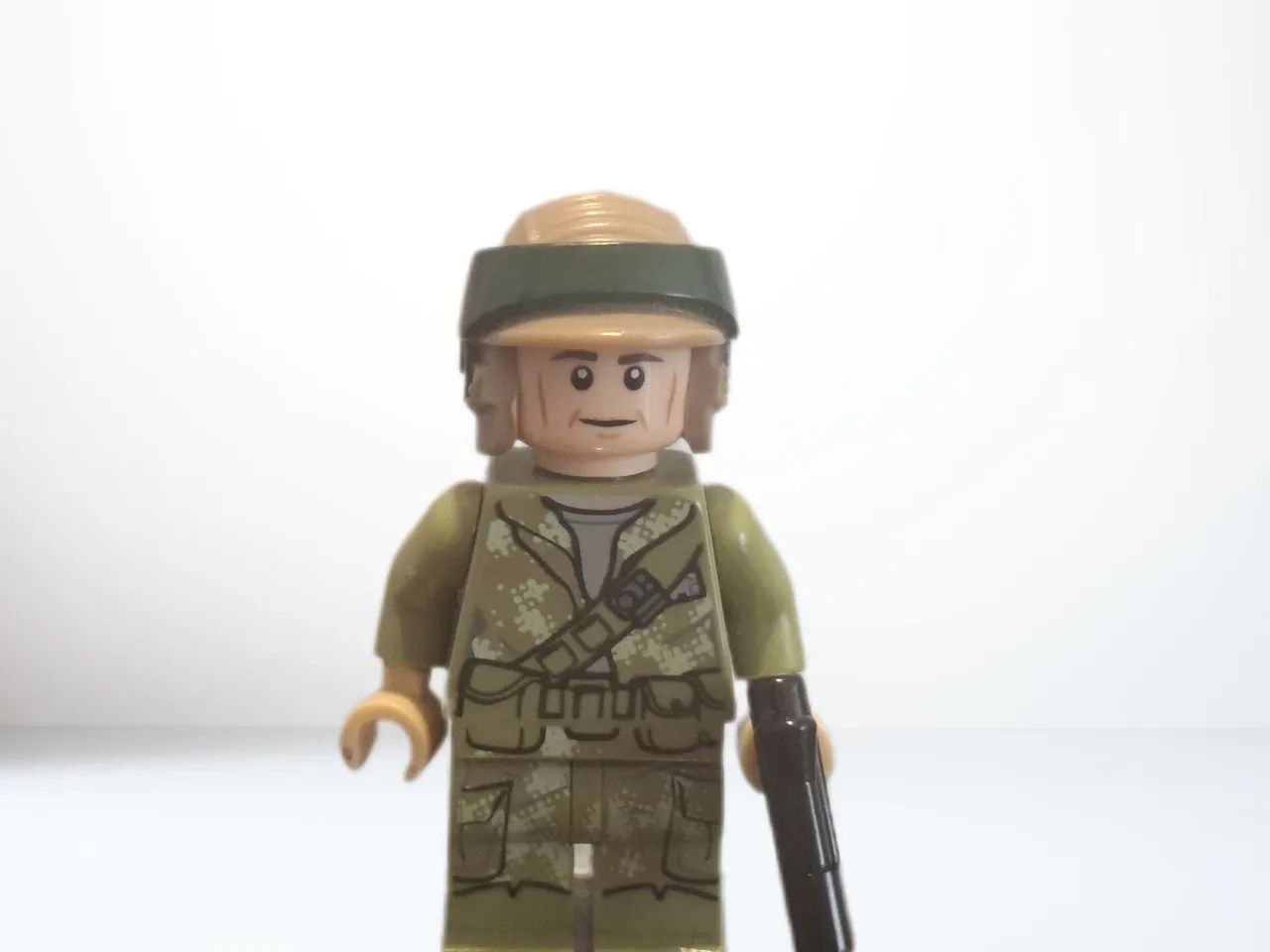 LEGO Star Wars - Soldado Rebelde Minifigura Original 
