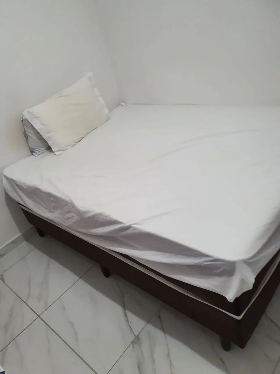 P/ VENDER RÁPIDO - CAMA DE CASAL - Foto 2