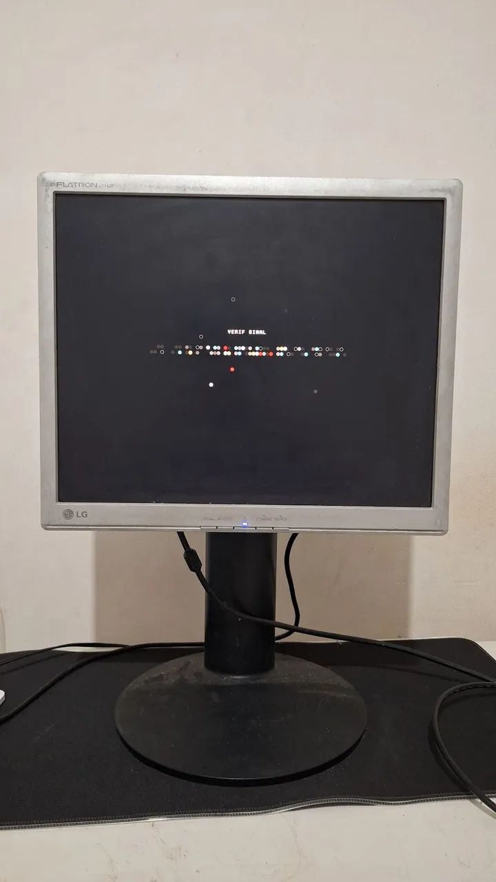 Monitor LG 17 Polegadas ótimo estado sem manchas pegando perfeitamente - Foto 3