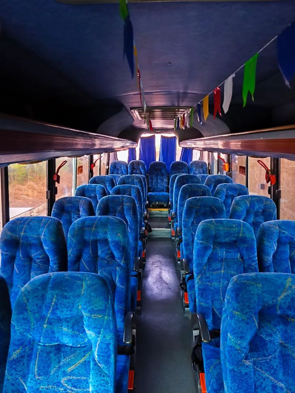 Neobus Thunder Plus executivo  - Foto 4