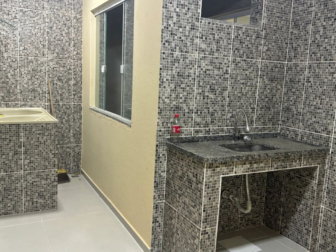 Alugo apartamento com acabamento de primeira  - Foto 2