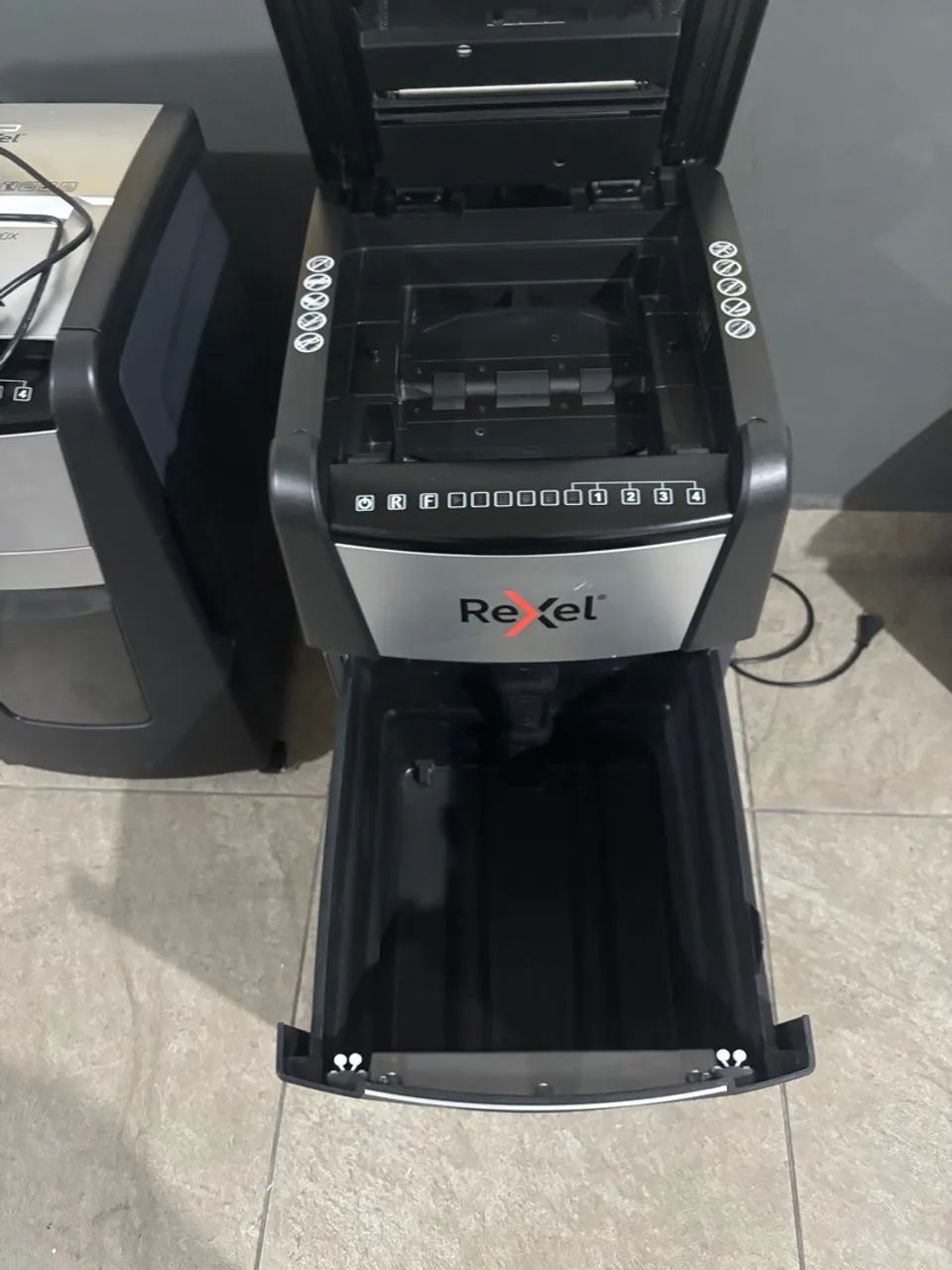 Fragmentadora gbc/rexel 300