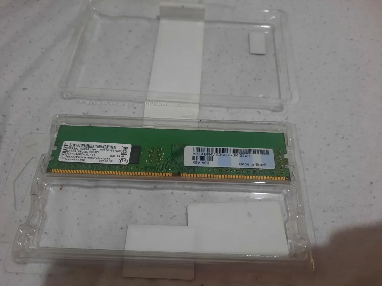 Memória RAM 4GB DDR 4