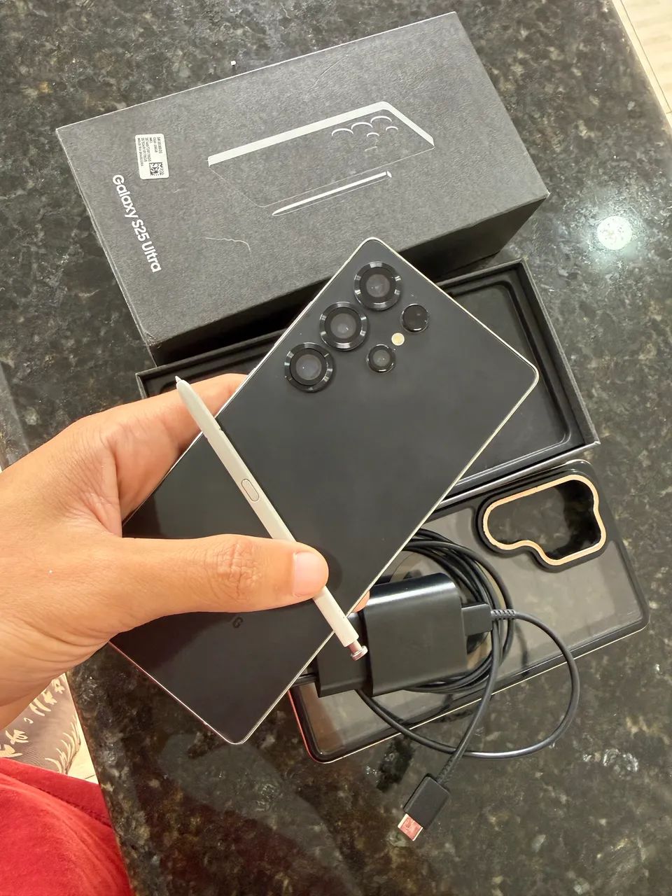 Galaxy S25 Ultra - Completo e Nota Fiscal.