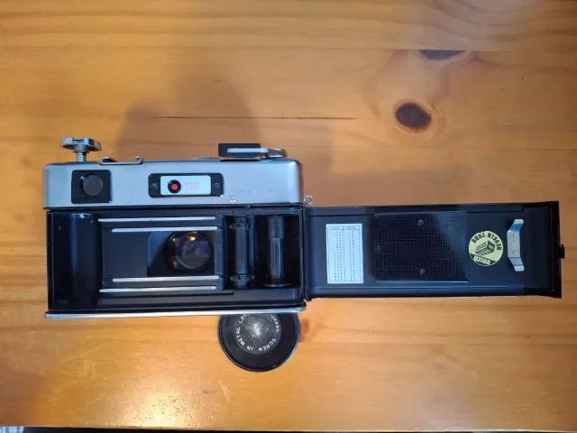 Yashica Electro 35 GSフィルムカメラ Yashica Electro 35 GS (100% Revisada) - Câmeras e Filmadoras