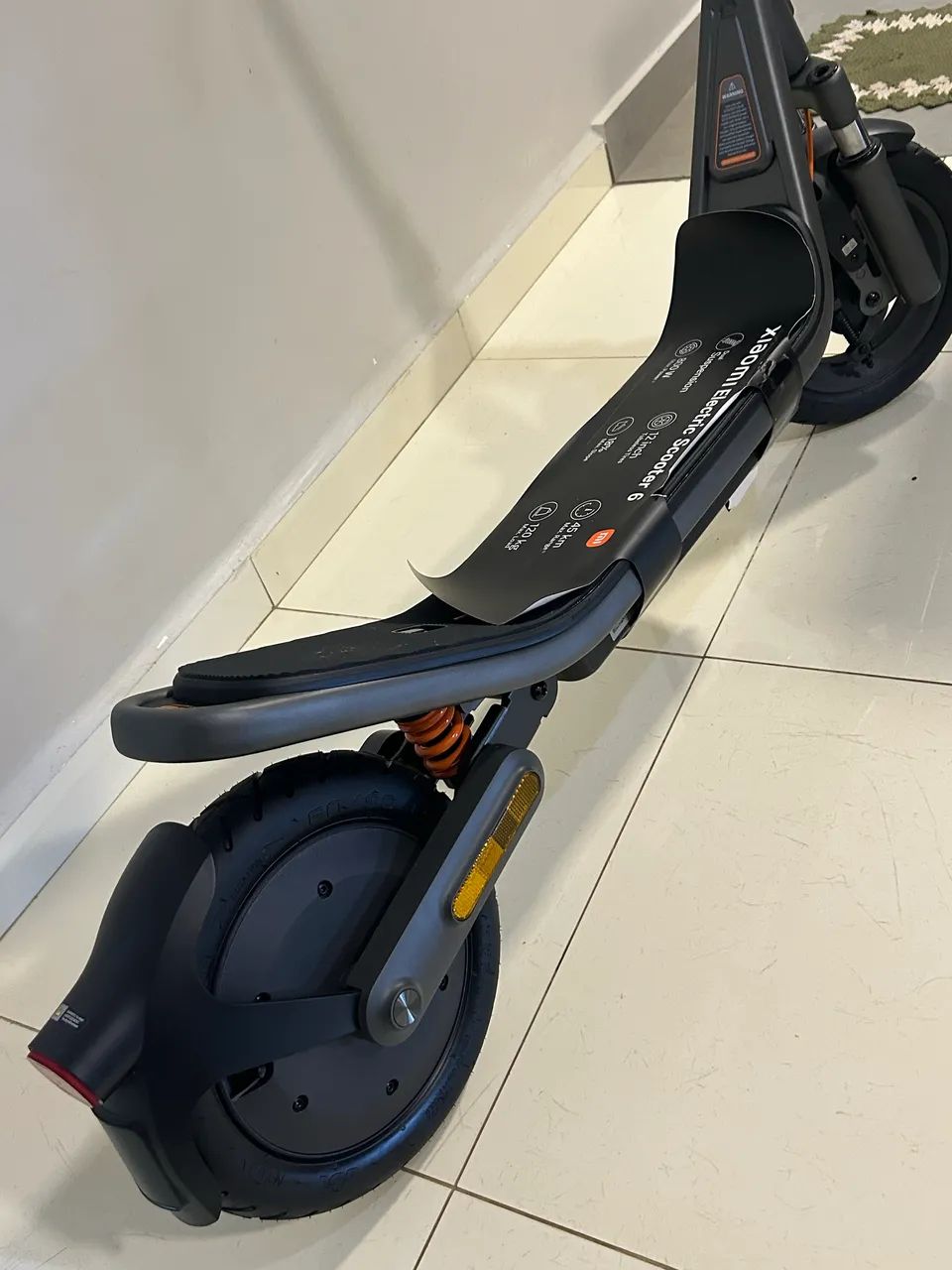 Patinete Xiaomi Scooter 6 Rodas 12 polegadas e potência motor de 800watts - Foto 3