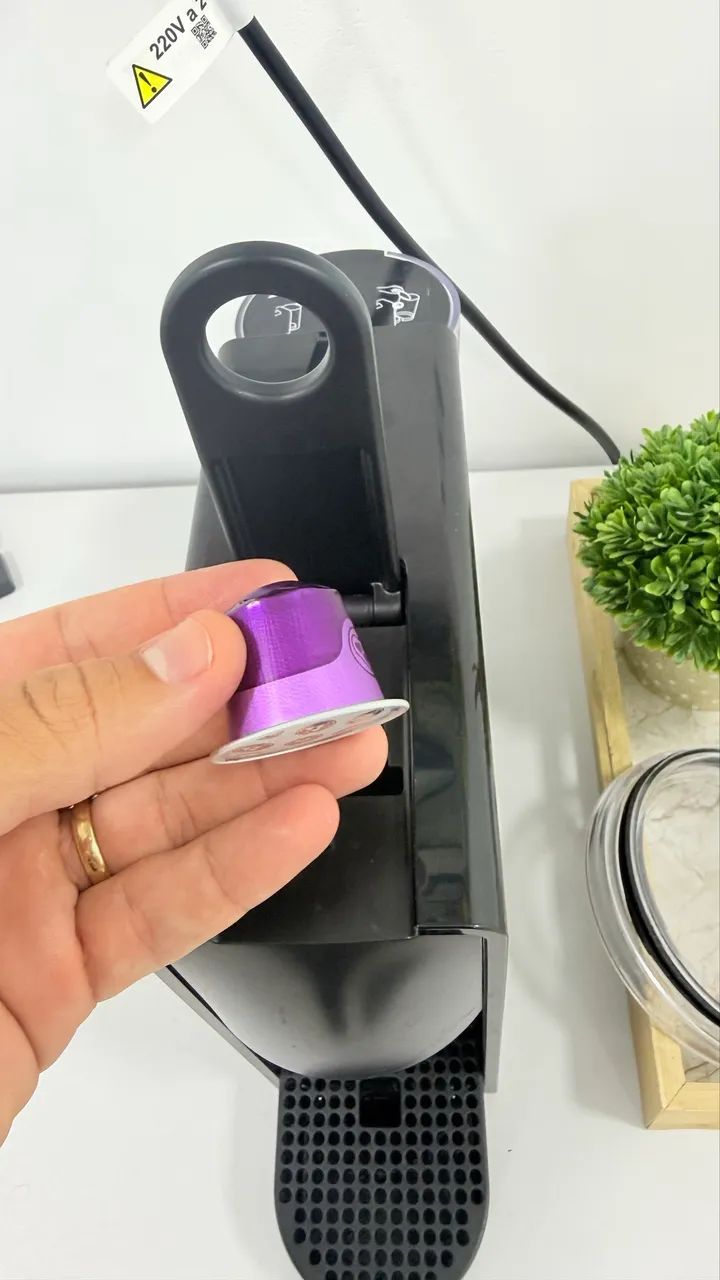 Cafeteira Nespresso Mini 