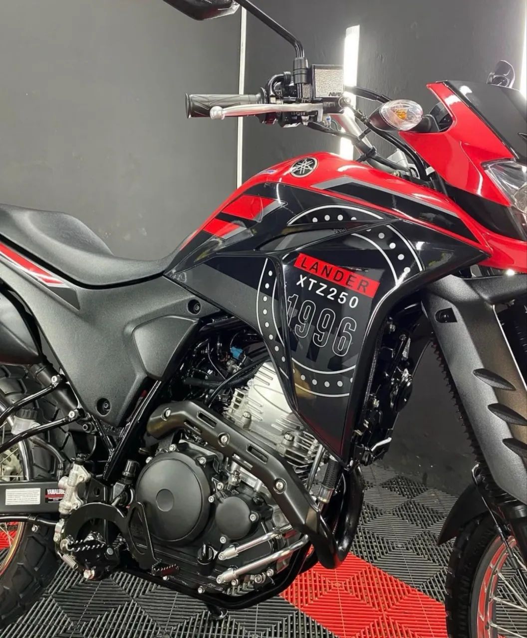 VENDO Yamaha XTZ 250 Lander 2024  - Foto 3