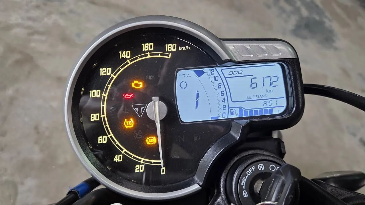 TRIUMPH 400 SPEED - Foto 4
