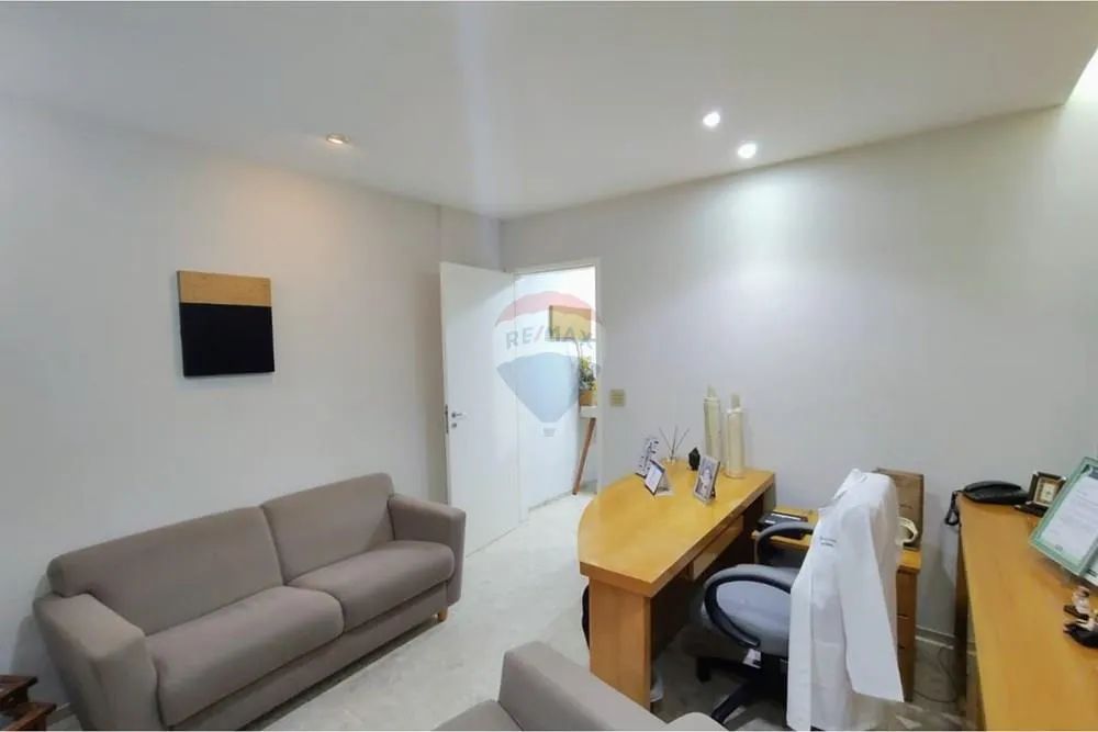 Excelente Espaço para Consultórios Reformada no Santa Efigênia, MG - Foto 3