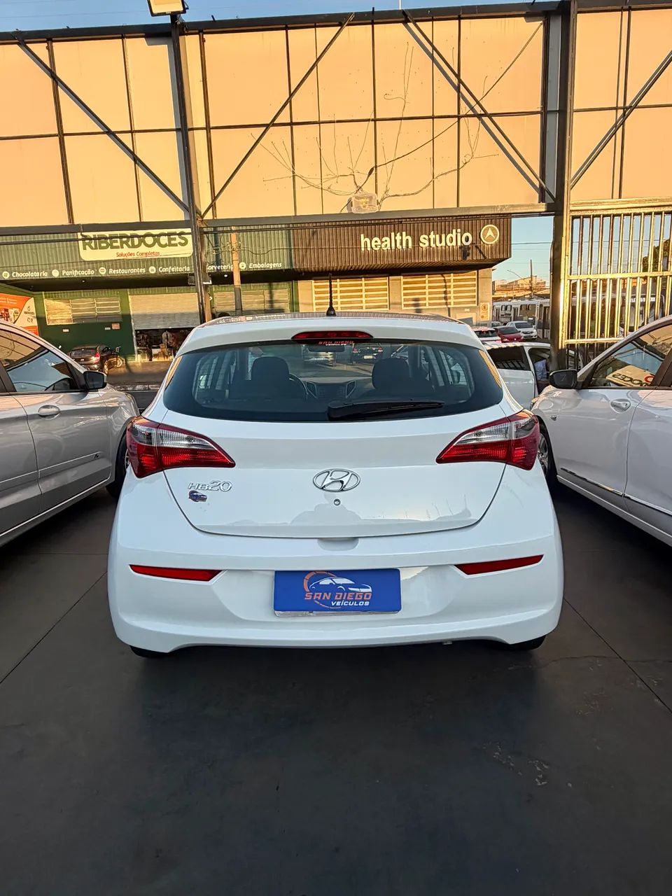 Hyundai HB20 Comf./c.plus/c.style 1.0 Flex 12V 2017 - Foto 2