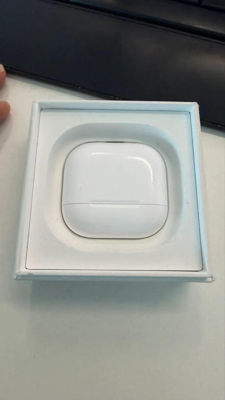 AirPods 4 com cancelamento de Ruído  - Foto 2