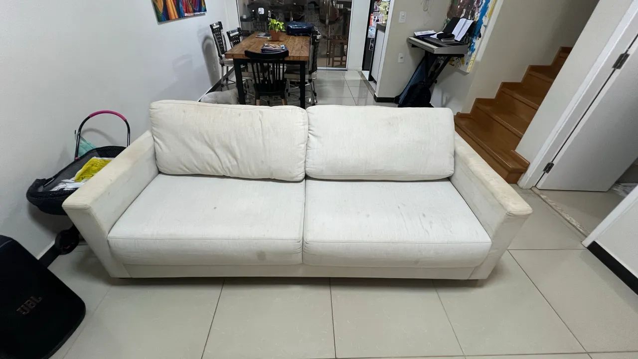 Comfortable and Low-Cost Sofa422082038465843200