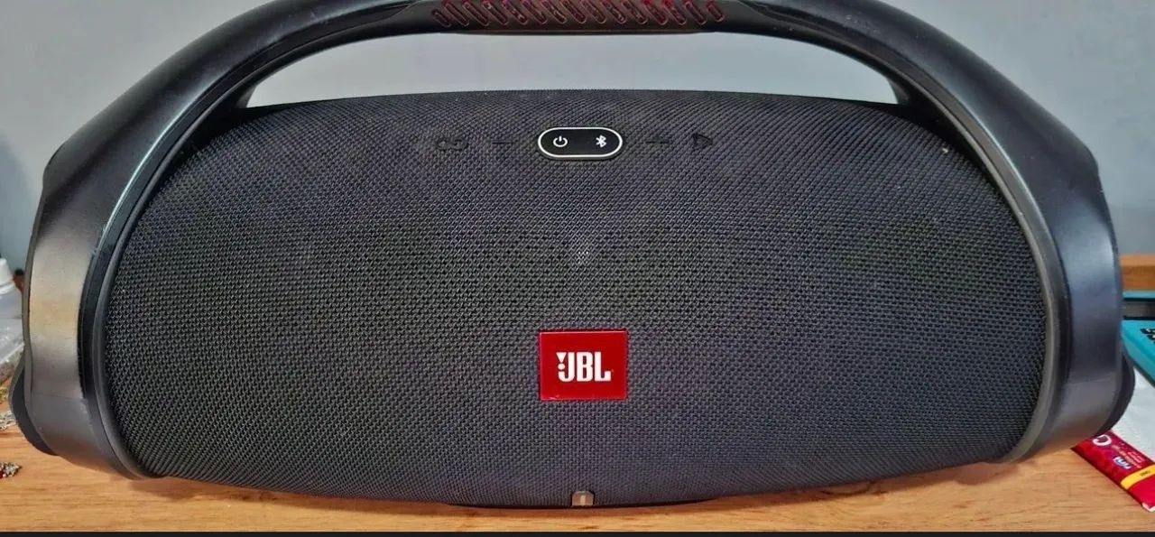 JBL Boombox 2