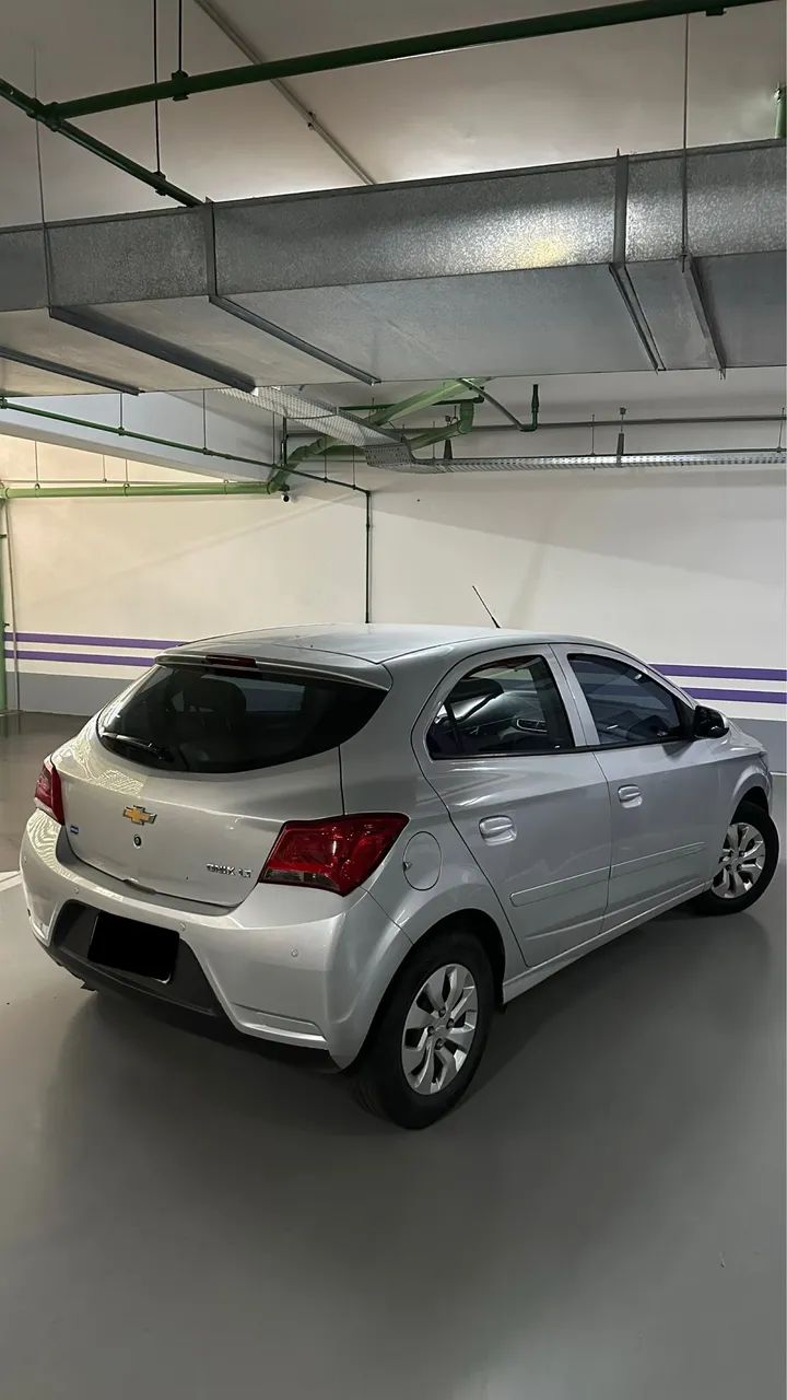 Chevrolet Onix Hatch LT 1.0 8V Flex Mec. 4P 2017 - Foto 7