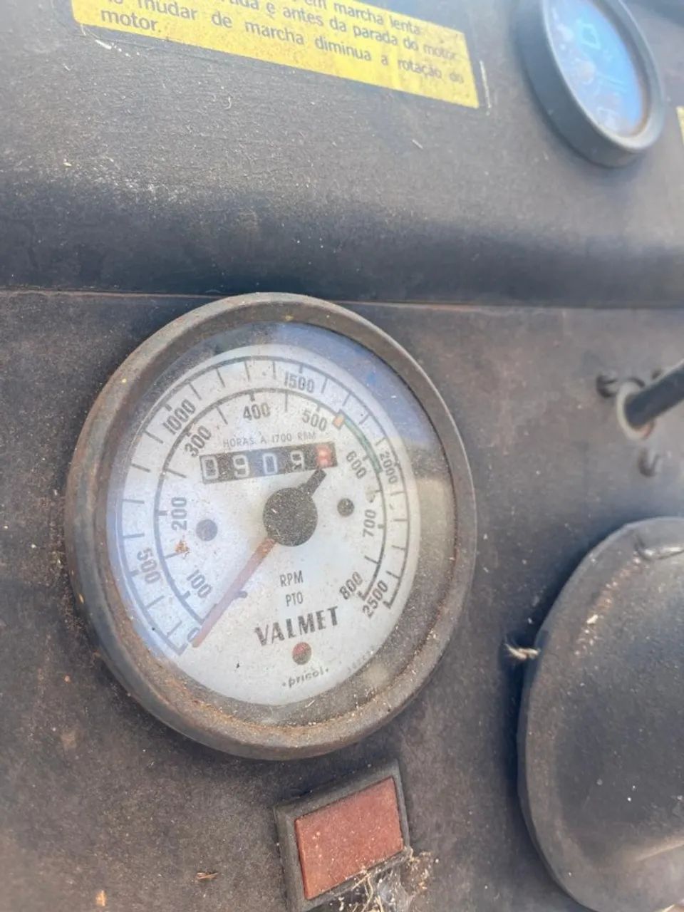 TRATOR VALTRA 685 ANO 2000 - Foto 5