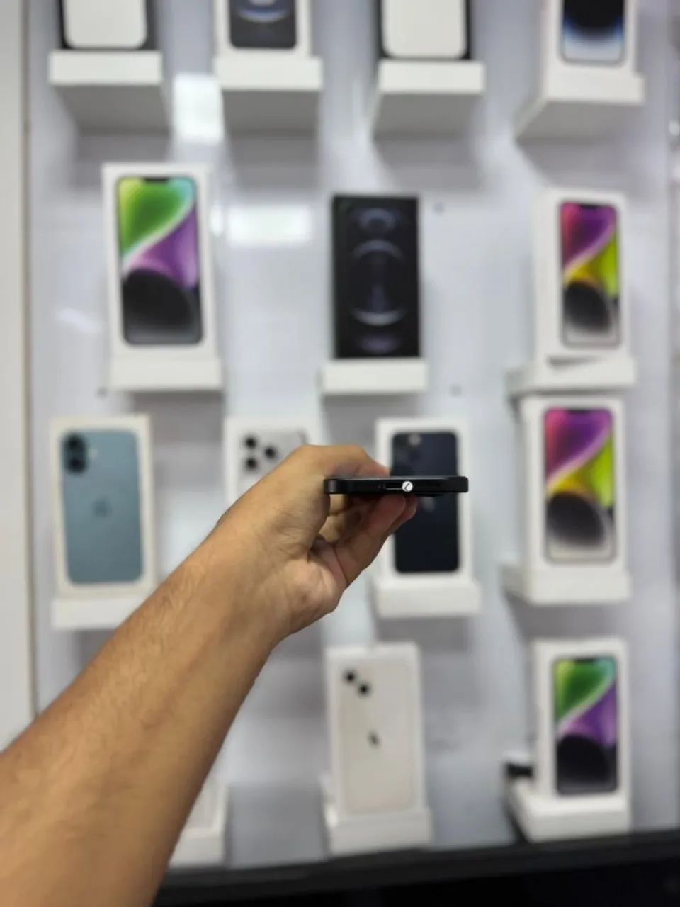 IPHONE 15 128 GB 3.100,00 - Foto 4
