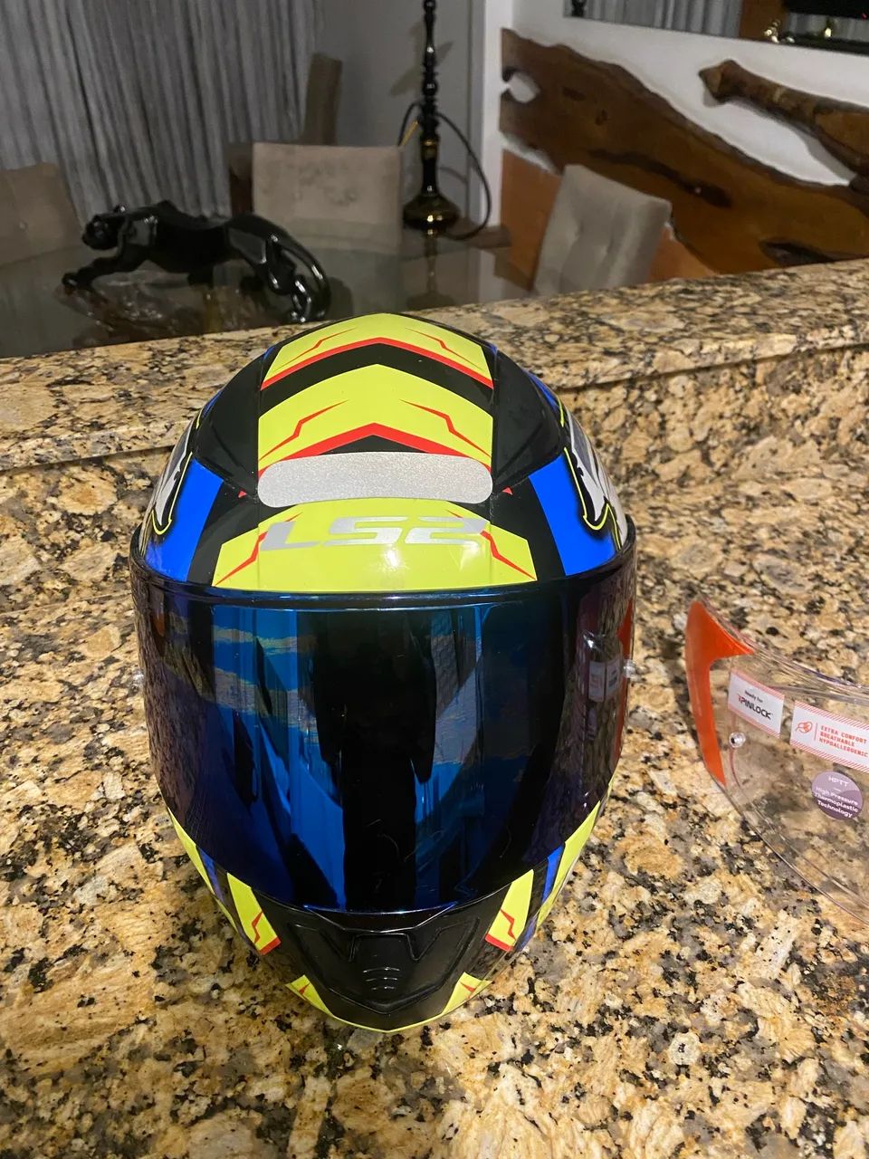 Capacete Alex Barros 