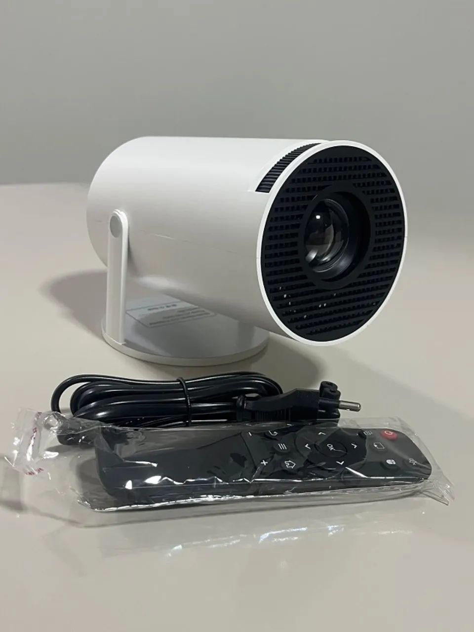 Projetor HY300