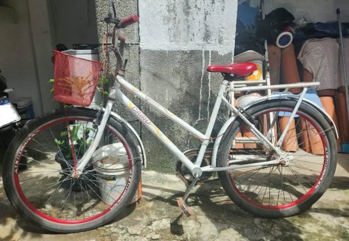 Bicicleta Cairu Genova Aro 26 com Cesta