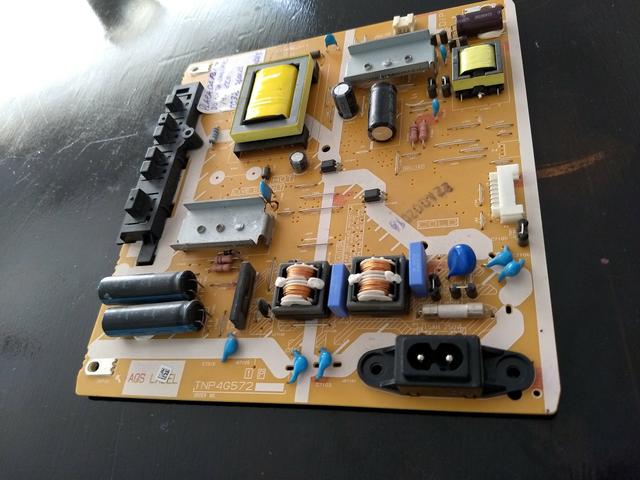 Placa da Fonte Tv Panasonic tc32d5600b - Foto 2