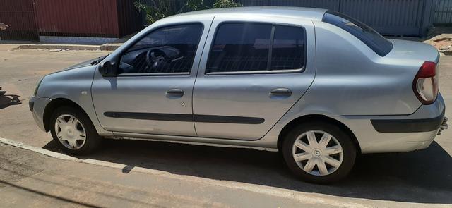 Clio sedan 1.6 - Foto 7